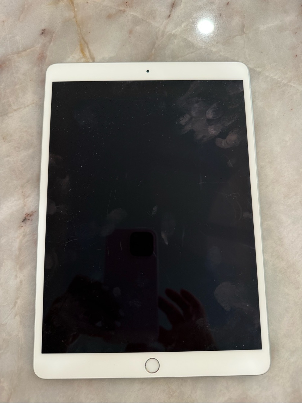 Apple White Tablet with Home Button - 9.7" Style Touchscreen